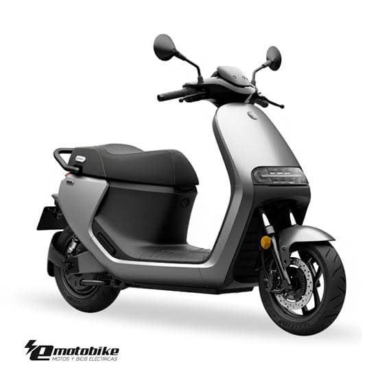 Motos